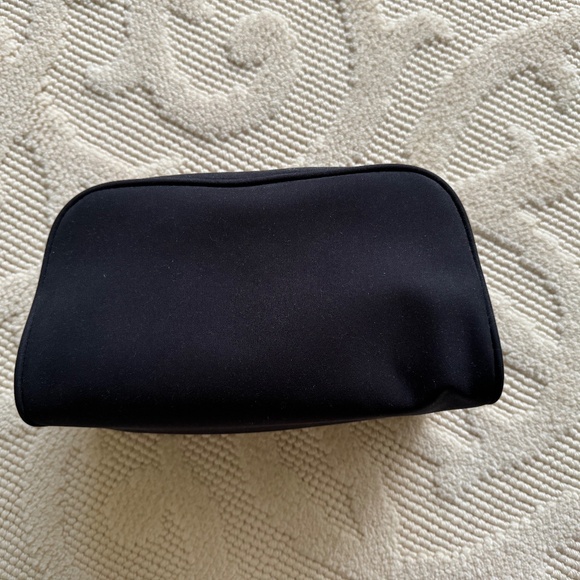 CHANEL - LUXURY ALLURE HOMME BLACK UNISEX TWO COMPARTMENT TOILETRIES BAG - Picture 3 of 8